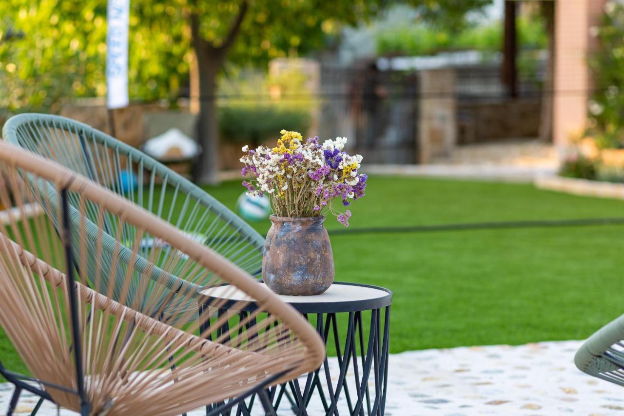Holiday Home - Villa Thorak Anić Kültér fotó
