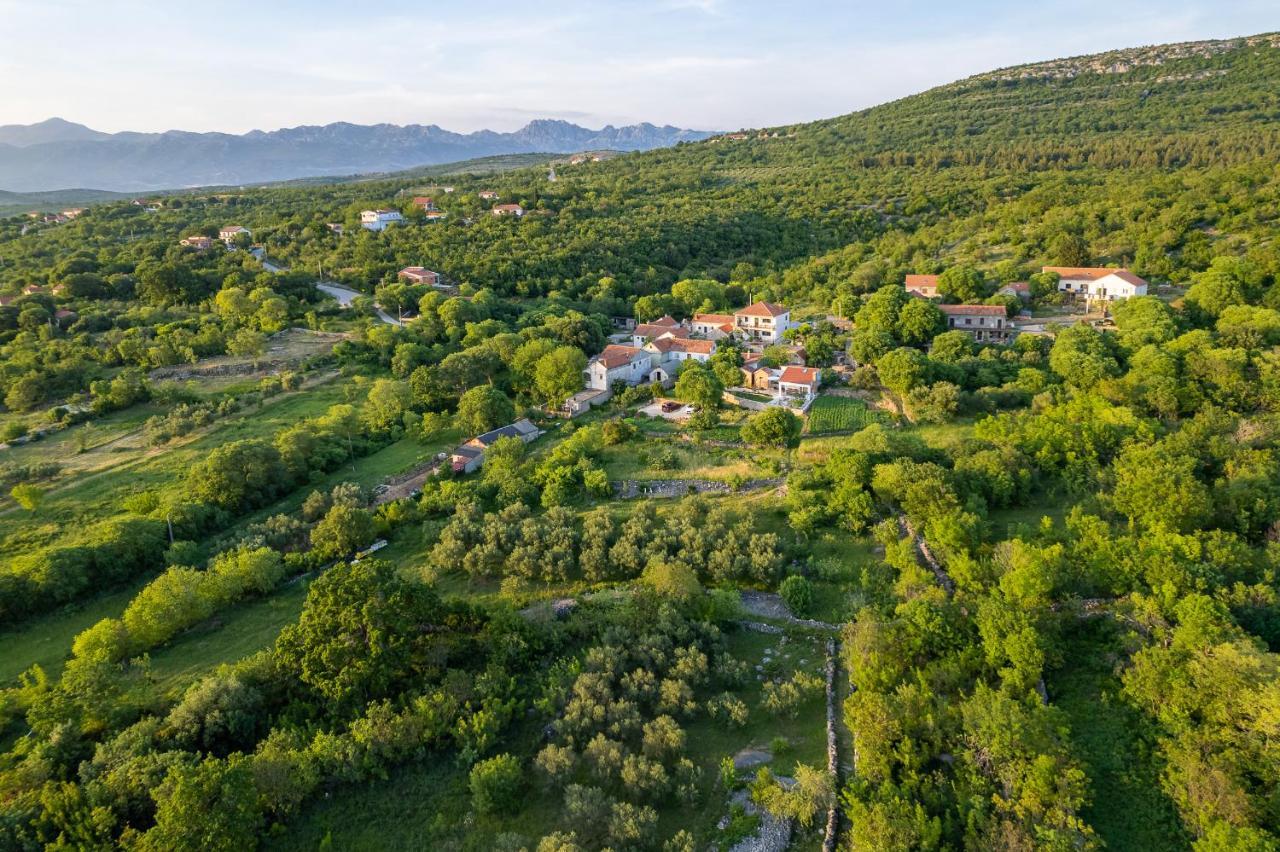 Holiday Home - Villa Thorak Anić Kültér fotó