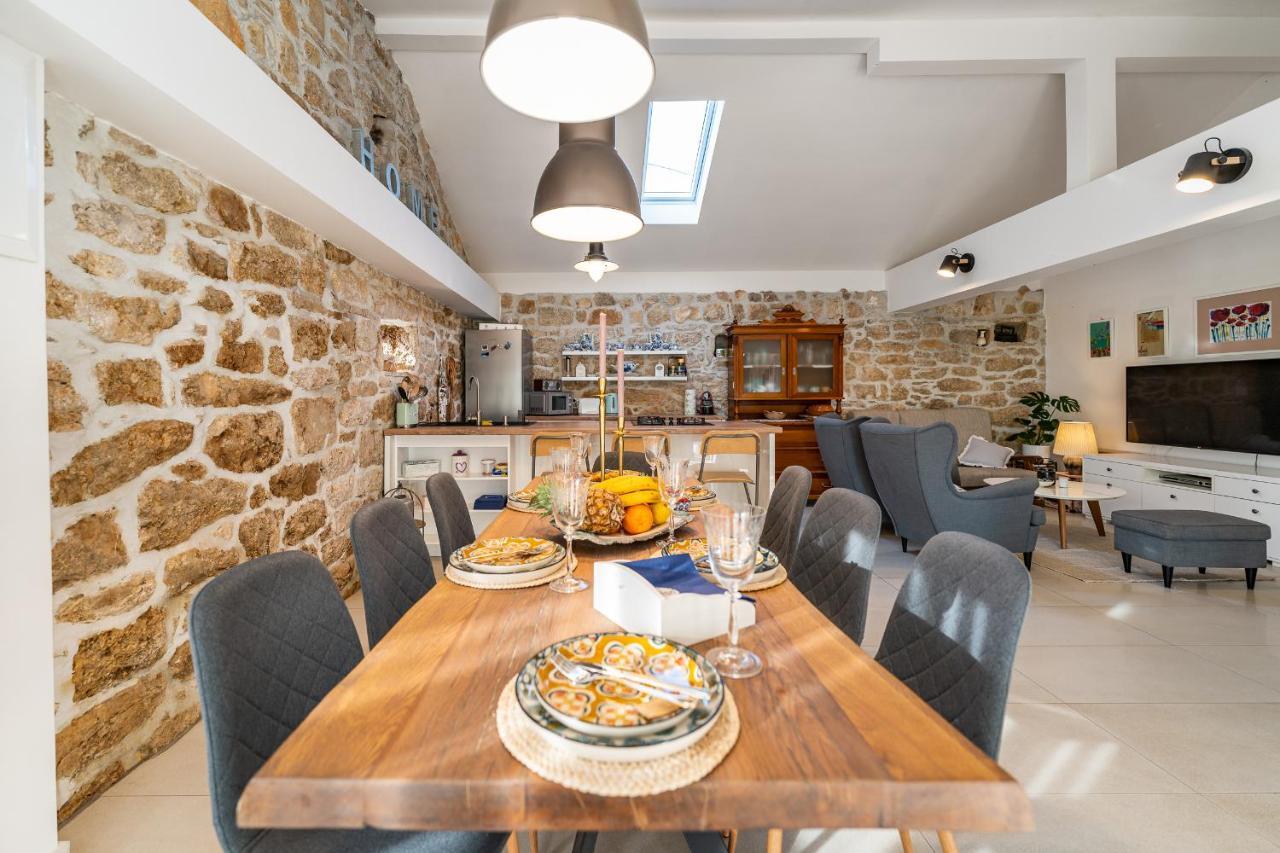 Holiday Home - Villa Thorak Anić Kültér fotó