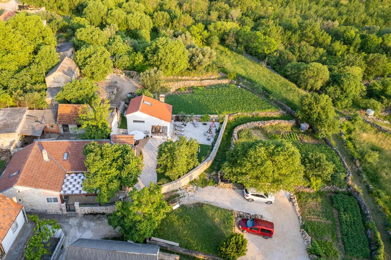 Holiday Home - Villa Thorak Anić Kültér fotó